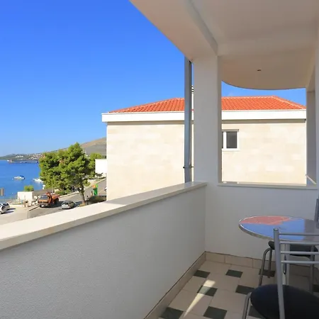 And By The Sea - 16536 Maison d'hôtes